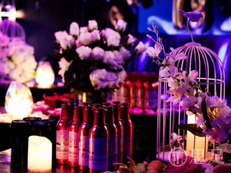 杭州ktv：超棒的歌厅派对庆祝新体验