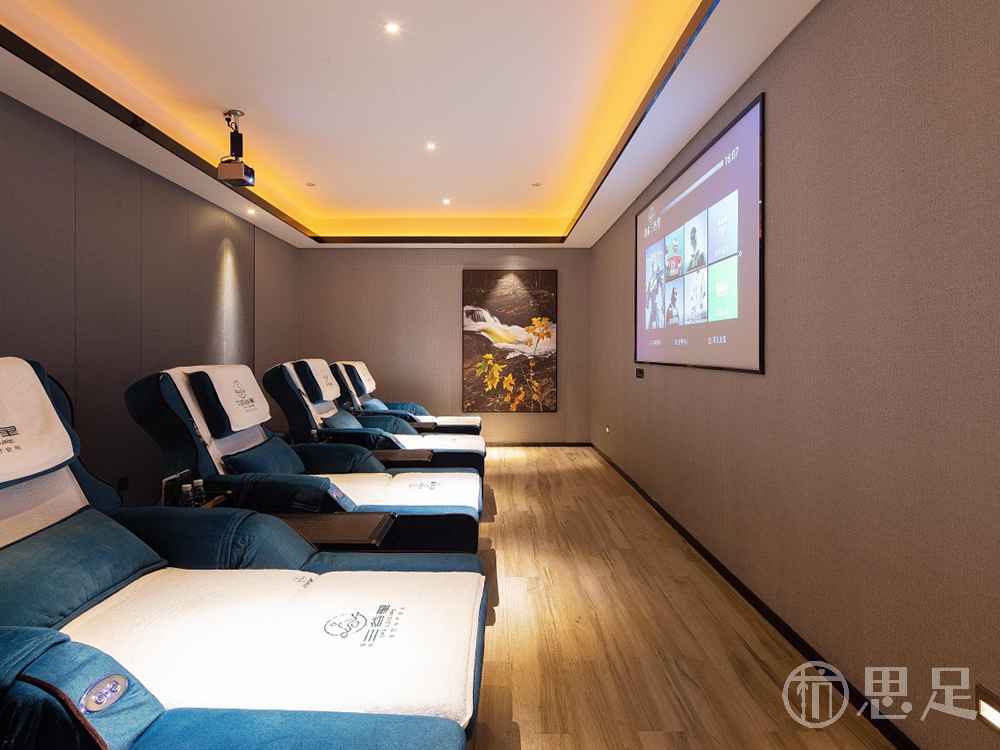 上班工作累了，可以按摩三个穴位让你远离亚健康