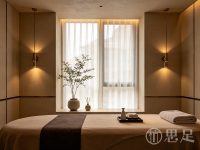 杭州滨江星光大道互联网打工人深夜丝足SPA,下班后把一身“班味儿”卸在这里